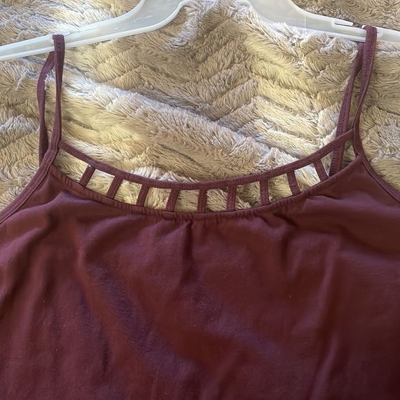 Maurices Dressy Burgundy Tank Top, size 2X - Picture 2 of 5